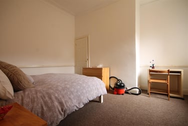 6 bed house, Warton Terrace, Heaton, Newcastle, NE65LR - Image 4